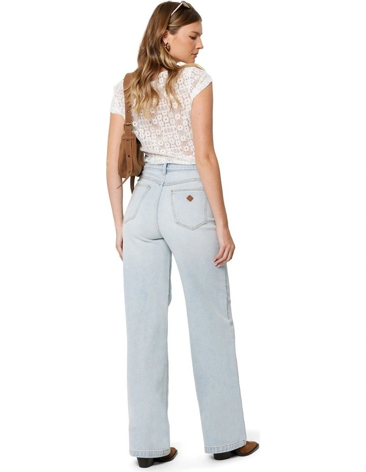 94 Wide Leg Jeans in Janet image 3
