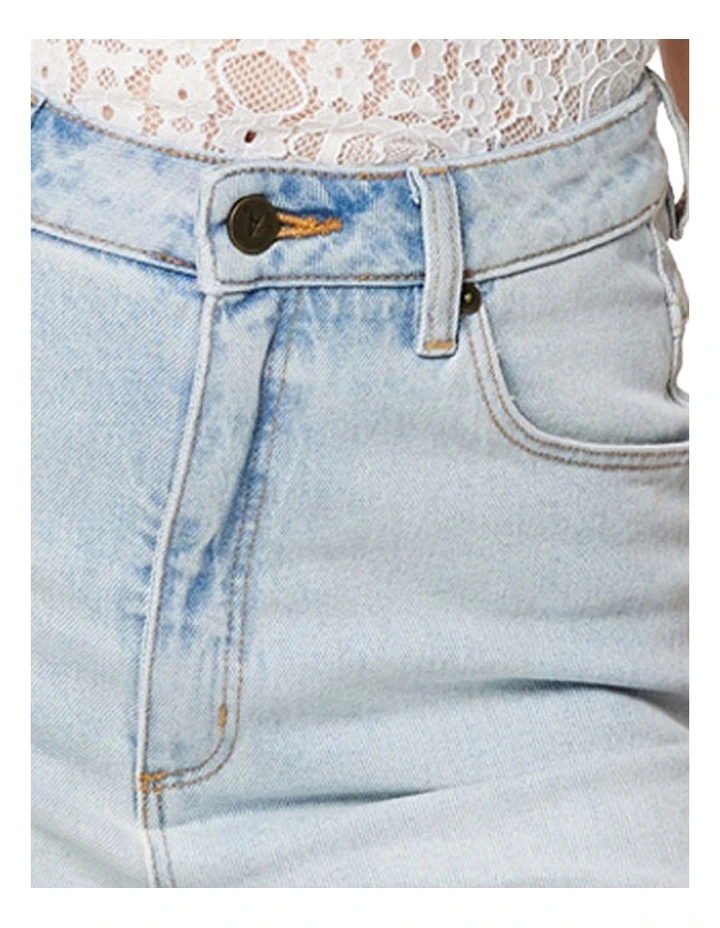 94 Wide Leg Jeans in Janet image 4