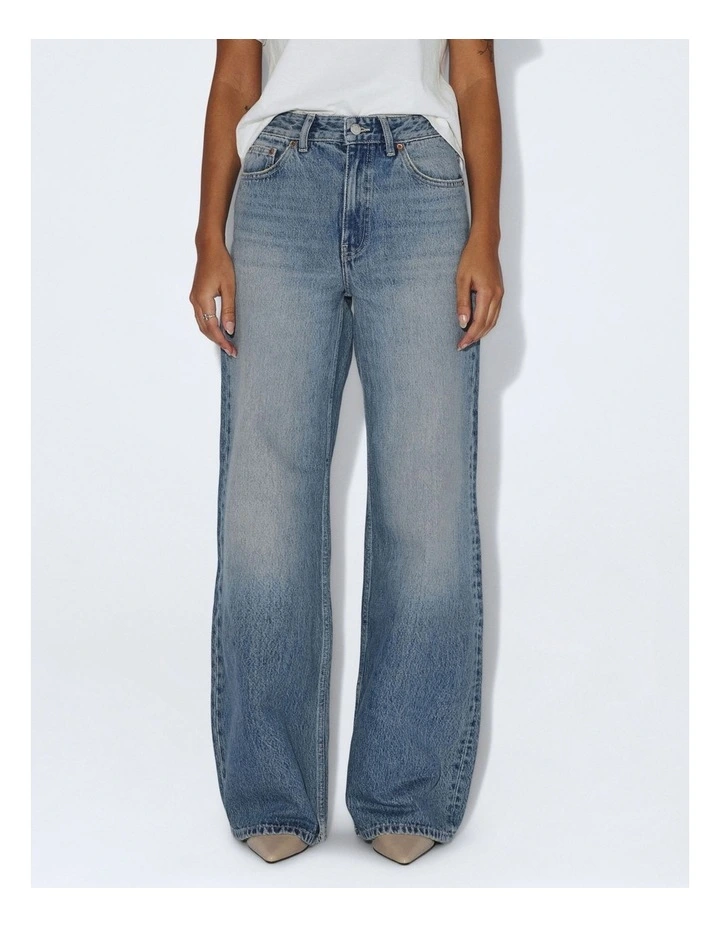 Rhue Low Wide Jeans in Drift Sky Used image 1