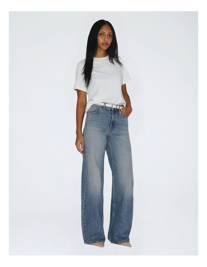 Rhue Low Wide Jeans in Drift Sky Used image 6
