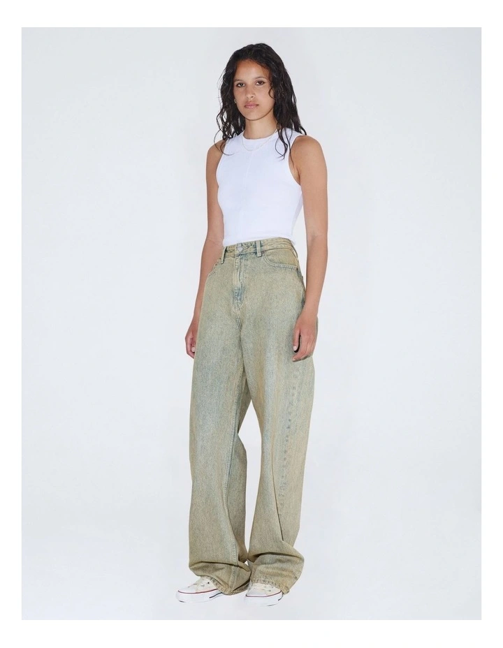Donna High Relaxed Jeans in Stream Desert image 6