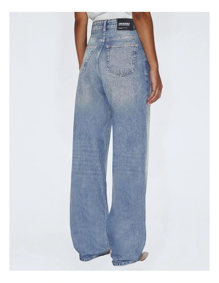 Donna High Relaxed Jeans in Stream Sky Aged image 2