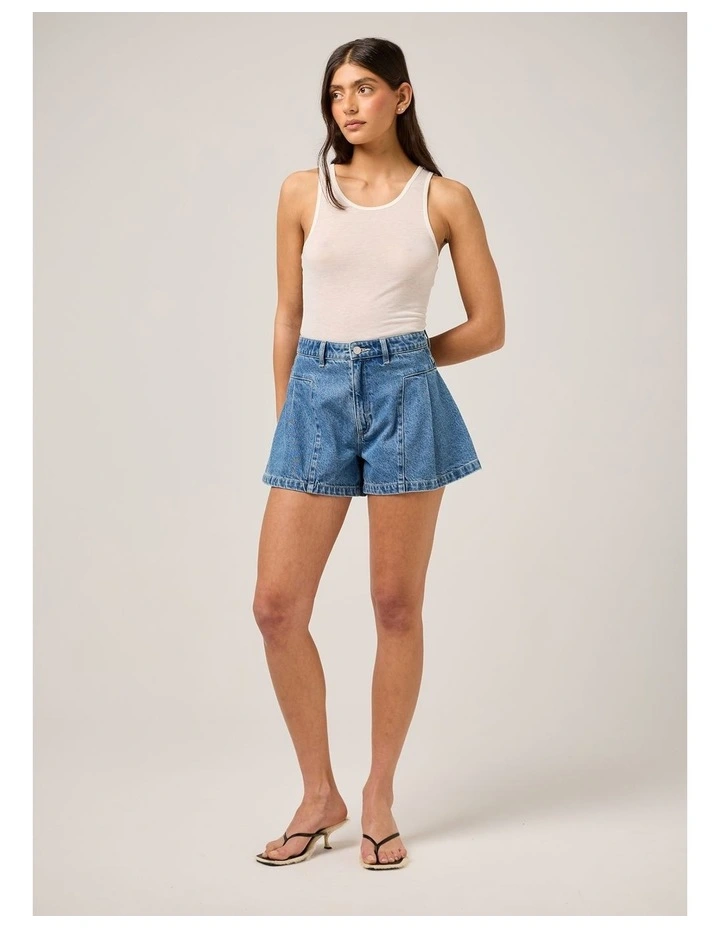 94 Pleated Short Maya Clean image 2
