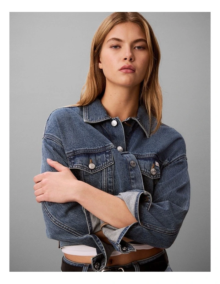 Denim Cropped Trucker Jacket in Fulton Blue image 4