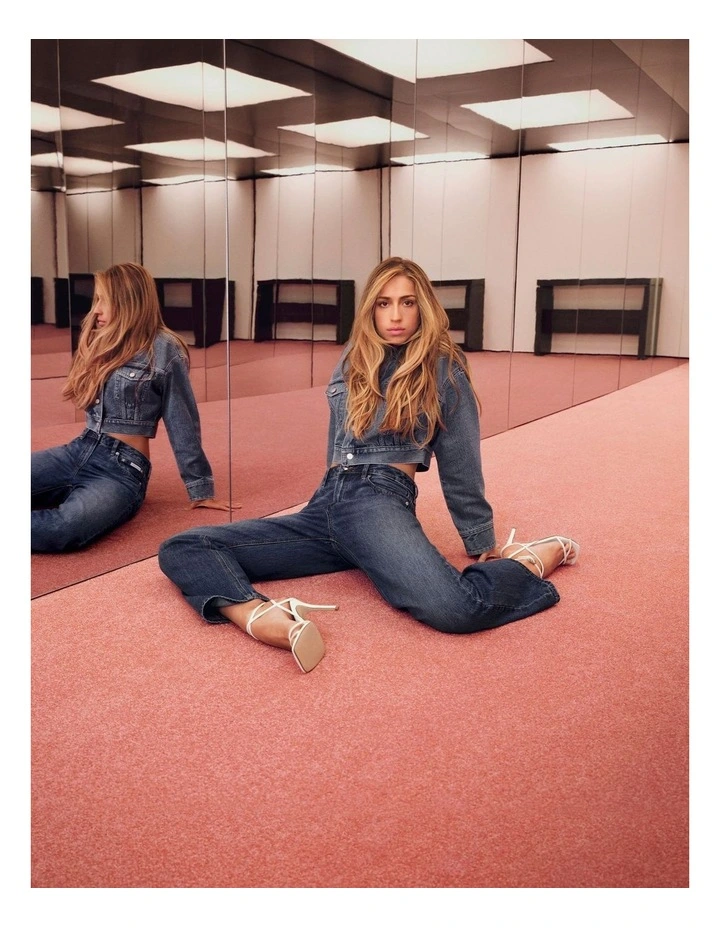 Denim Cropped Trucker Jacket in Fulton Blue image 5
