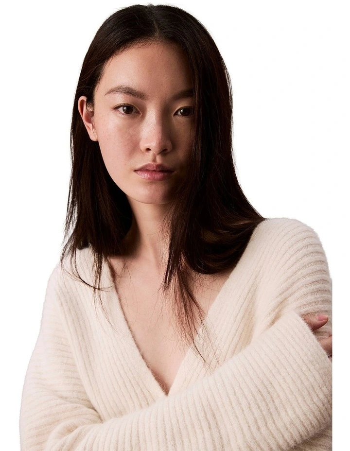 Long Sleeve Alpaca Blend Button Up Cardigan in Cream image 4