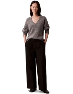 Chunky Relaxed V Neck Sweater in Grey