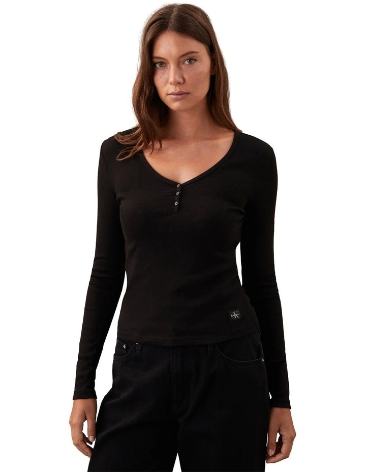 Woven Label Long Sleeve V-Neck Henley Top in Black image 1