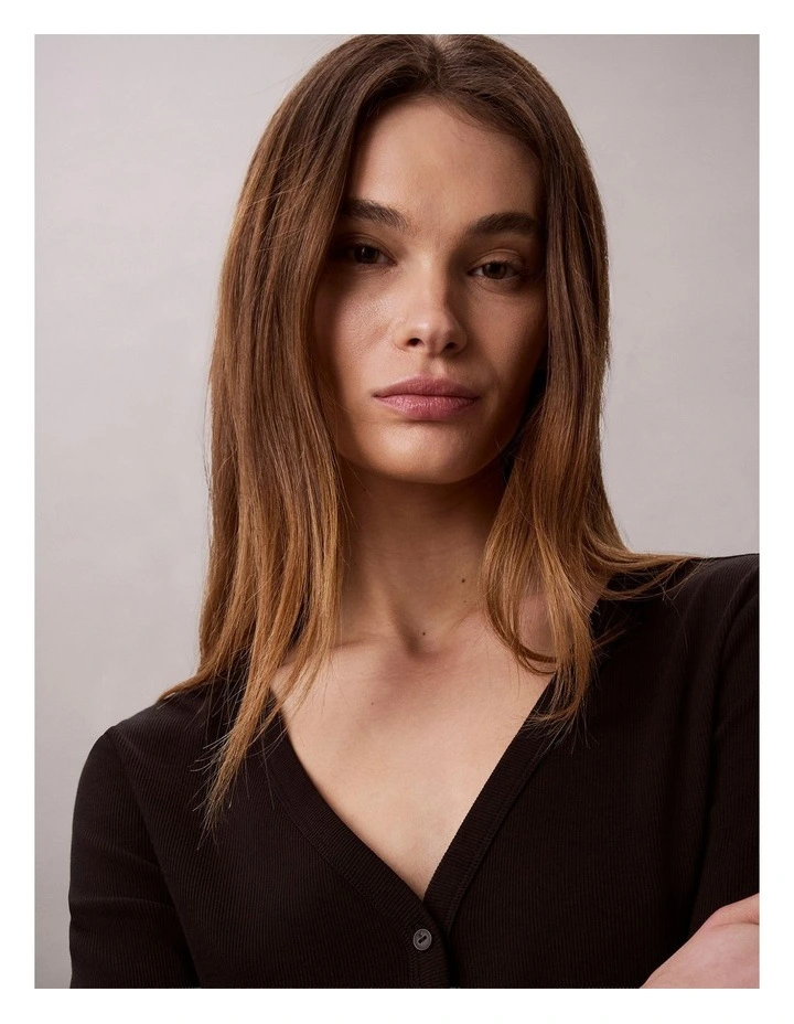 Woven Monologo Fine Rib Slim Cardigan in Black image 4