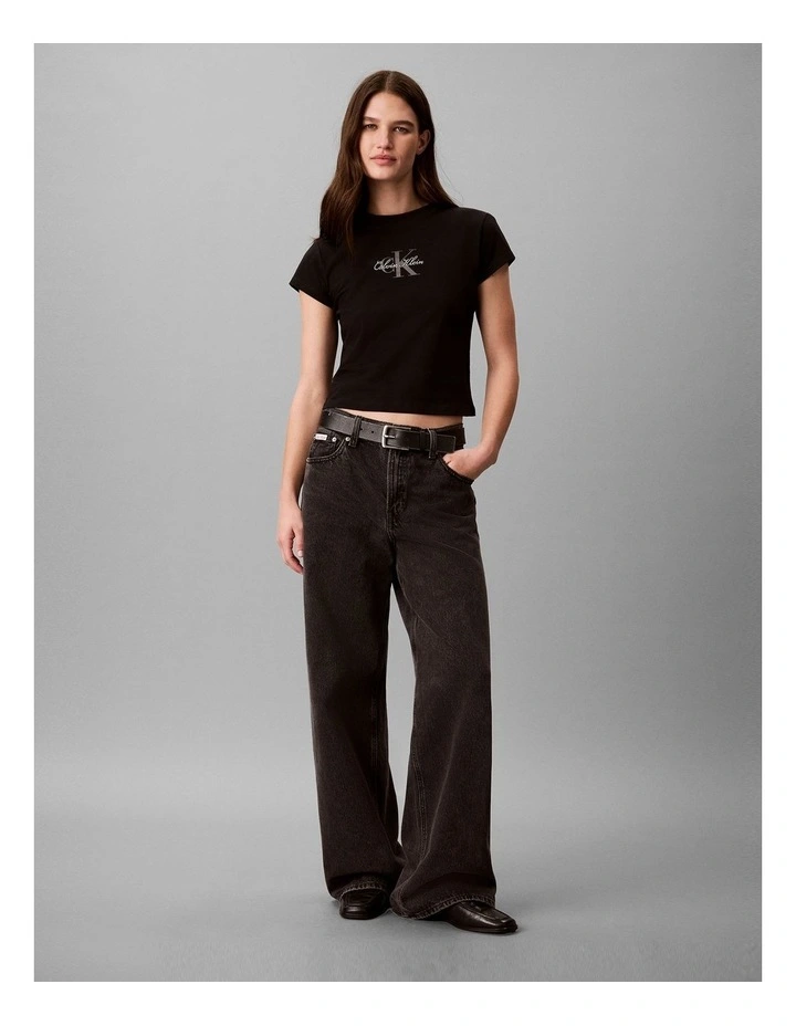Script Monologo Baby Tee in Black image 1