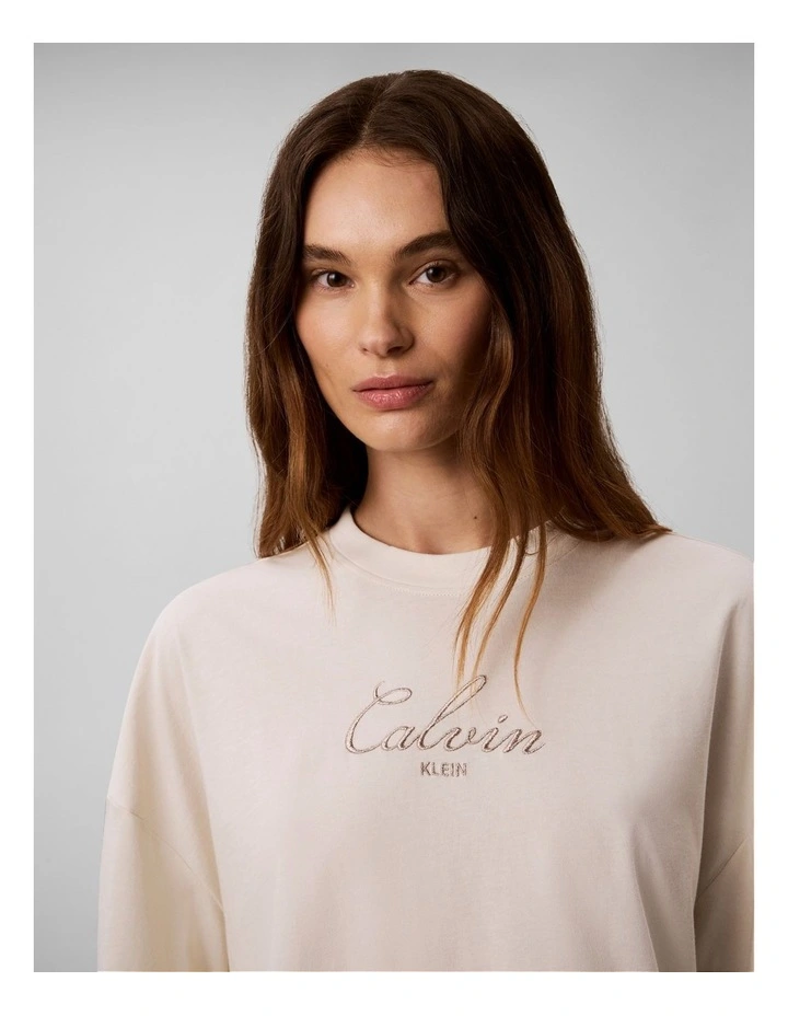 Boxy Cropped Script Logo T-Shirt in Turtledove image 5