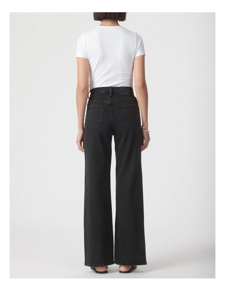 Milla Jean Long in Author image 2