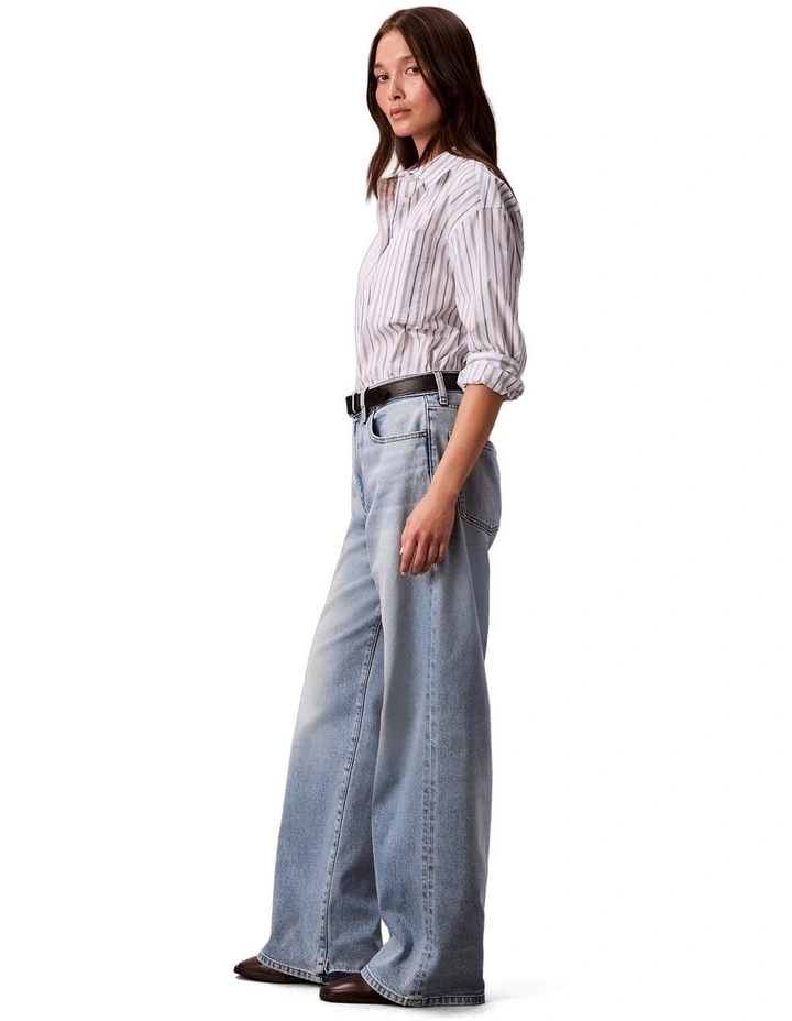 The Wide Leg Jean in Blue image 3