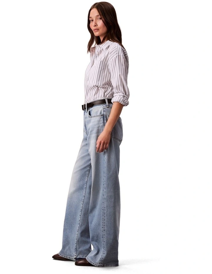 The Wide Leg Jeans in Blue image 3