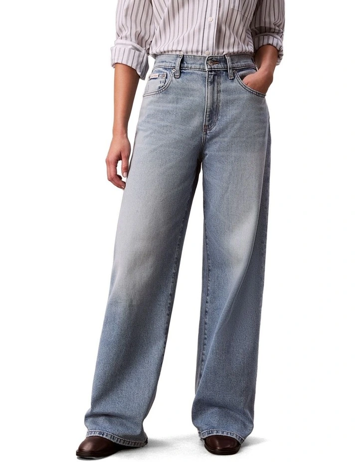 The Wide Leg Jeans in Blue image 4