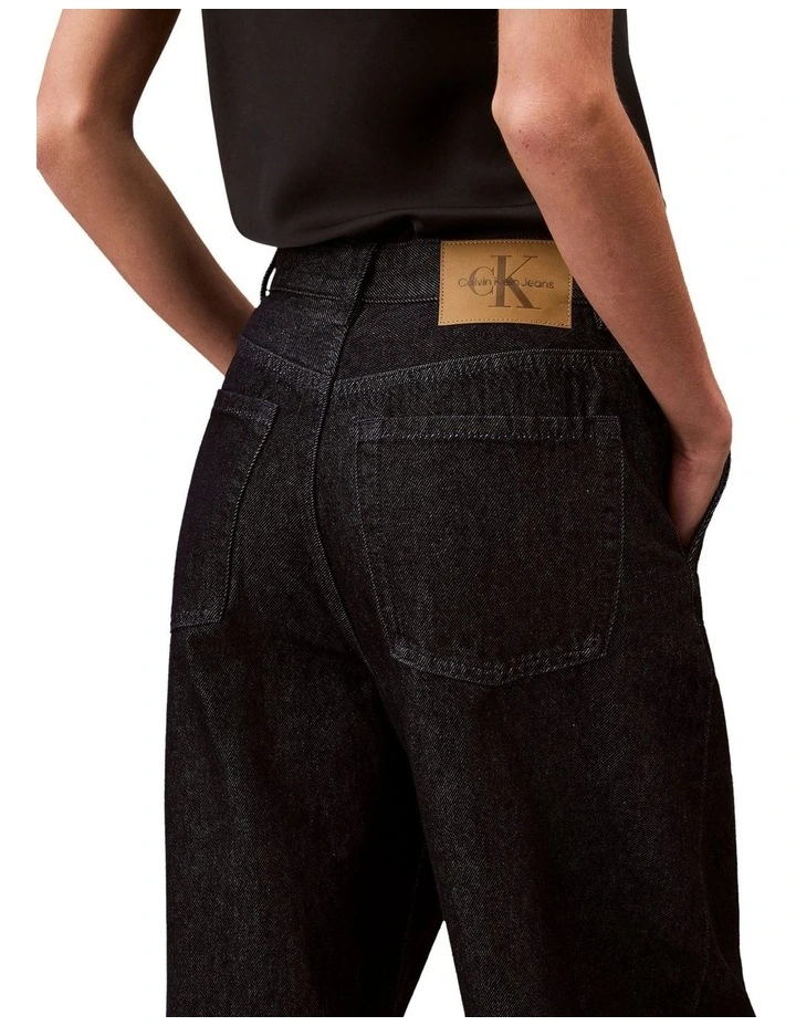 Trouser Barrel in Rinse Indigo image 4