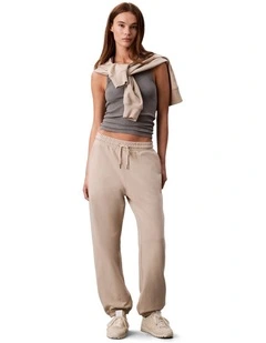 Premium Terry Emblem Relaxed Jogger in Black