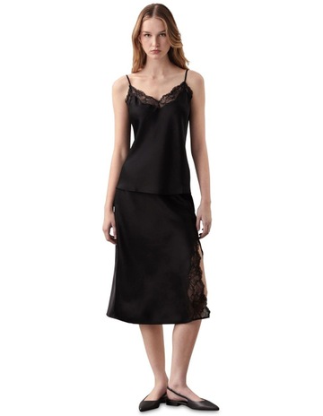 Black Wash/Black Lace colour