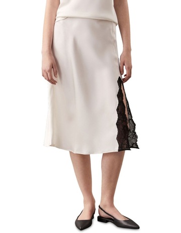 Tofu W/Black Lace colour