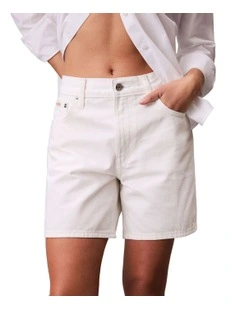 Signature 90S Fit Short in Chalk