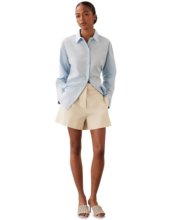 Chino Shorts in White image 4