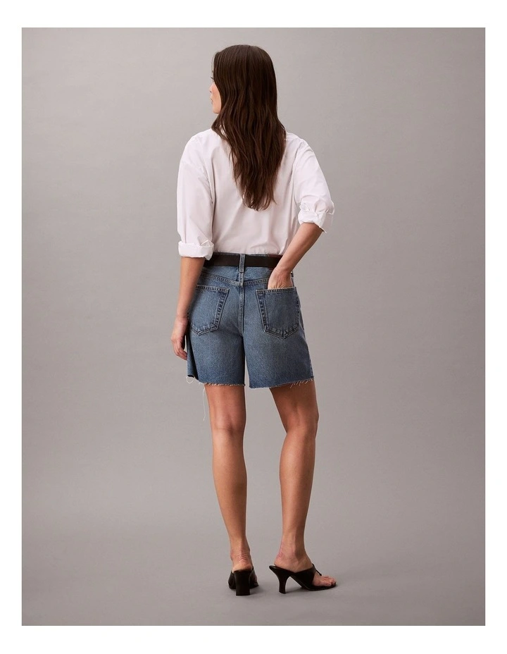 Signature 90's Fit 6in Denim Shorts in Blue Monaco image 2