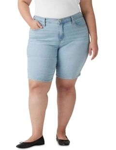 Shaping Bermuda Shorts in Blue