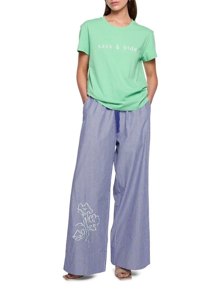 The Classics Tee in Summer Green image 2