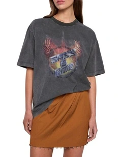 Heartbreak Boyfriend Tee in Washed Black