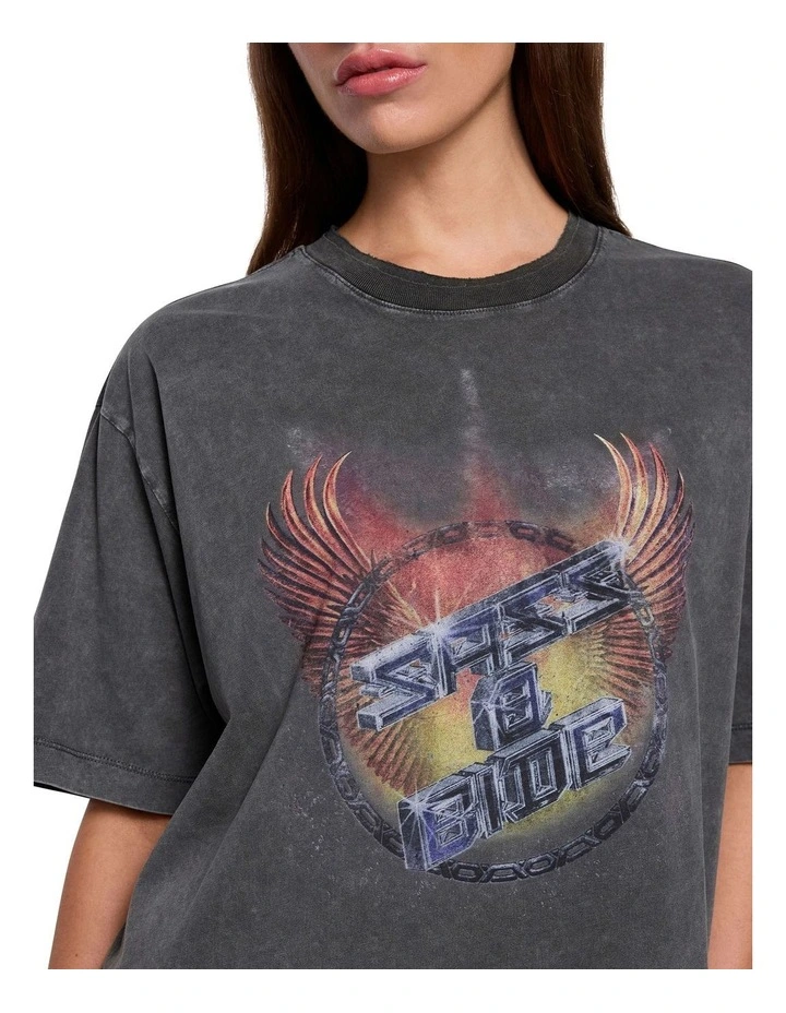 Heartbreak Boyfriend Tee in Washed Black image 3