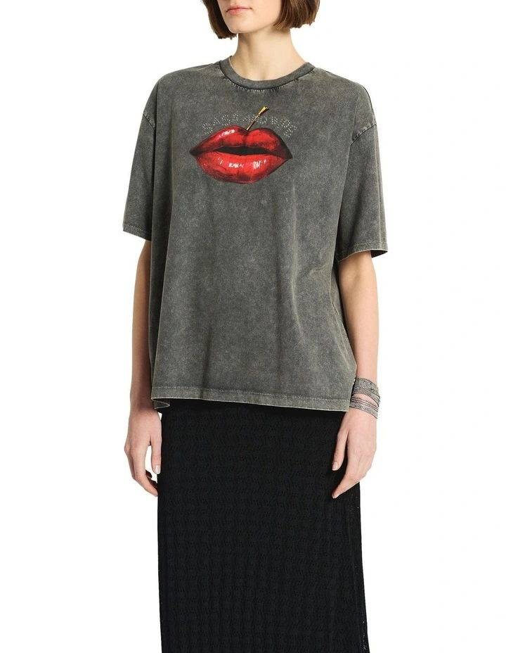Pucker Up Tee in Warm Charcoal image 1