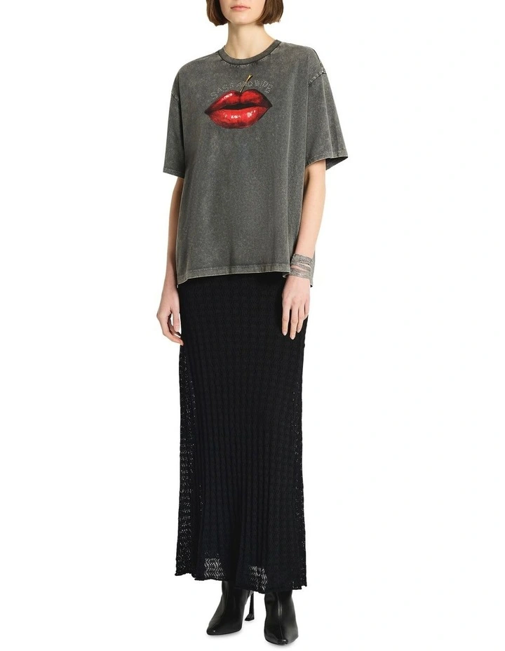 Pucker Up Tee in Warm Charcoal image 3