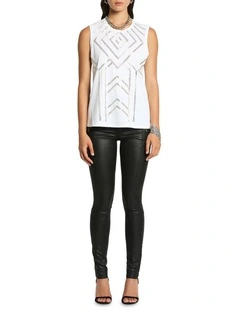 Legend Jean in Black