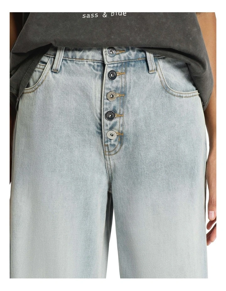 Axel Wide Leg Denim Jean in Light Blue image 5