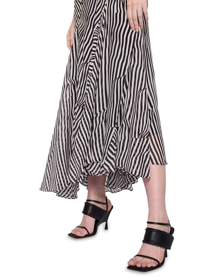 Sideline Skirt in Multi image 3