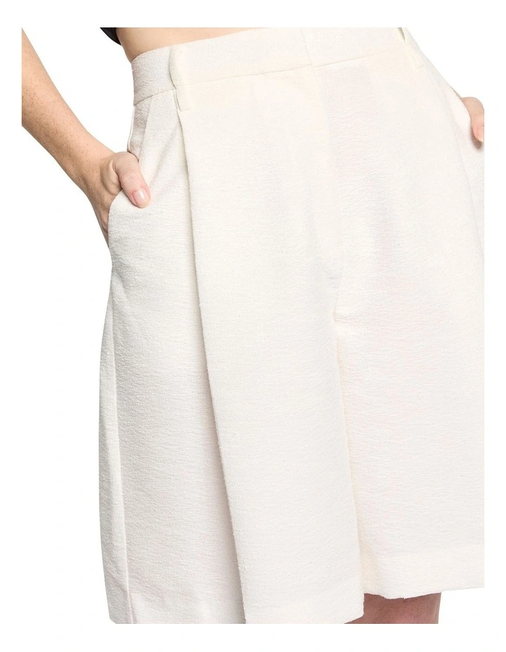 Cordelia Short in Ivory image 3