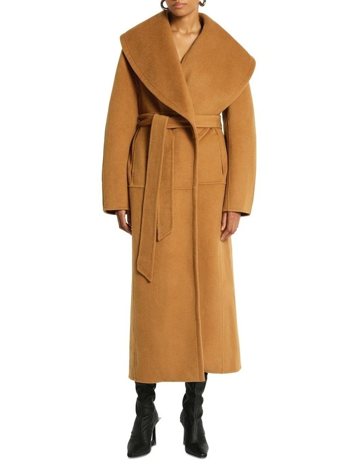 Como Coat in Biscotti image 1