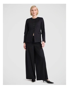 Della Jacket in Black
