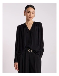 Norris Viscose Blouse in Black