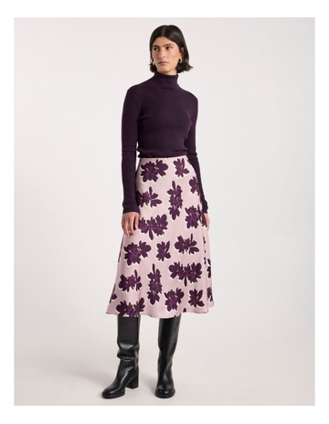 Eggplant colour