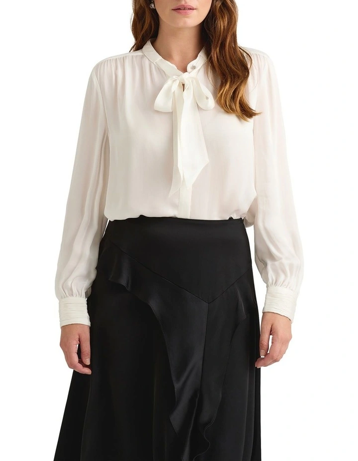 Salma Pussybow Blouse in Ivory image 2