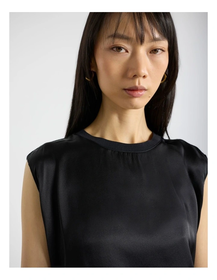 Staria Silk Mix Top in Black image 4