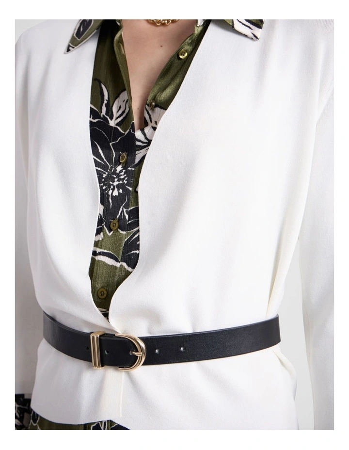 Jaxx Knit Cardigan in Ivory image 3