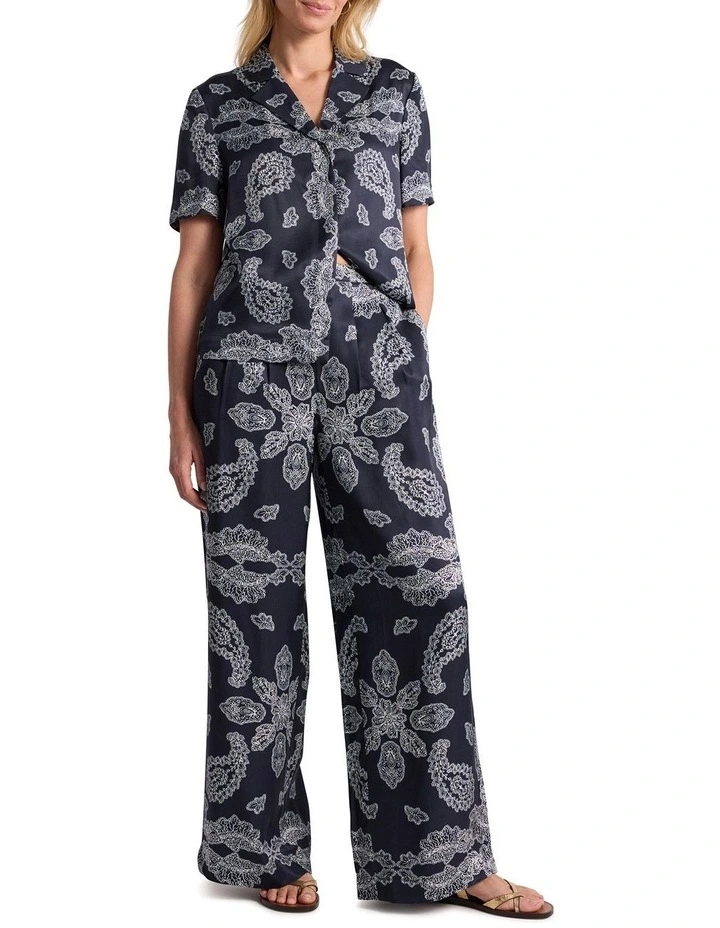 Maisha Viscose Shirt in Navy Multi image 5