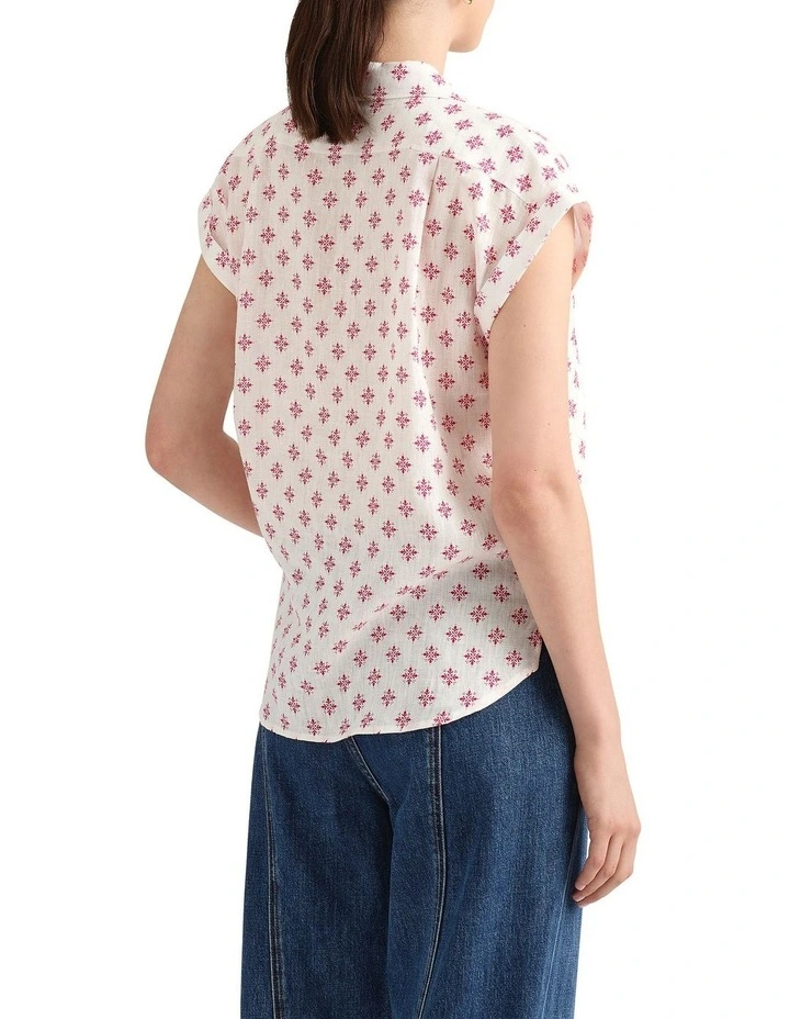 Kali Linen Shirt in Raspberry Spot image 2