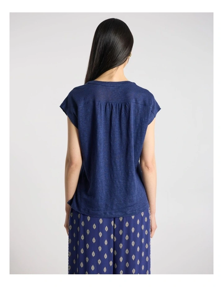 Thorpe Linen Tee in Ocean Blue image 3