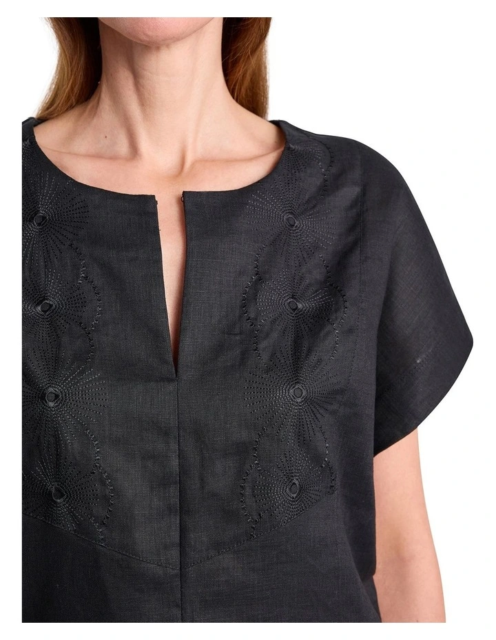 Andrea Linen Mix Tee in Black image 3