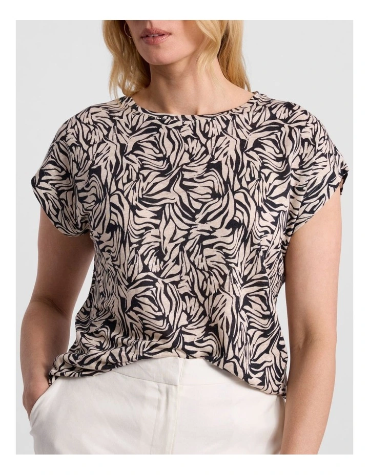 Safiya Linen Tee in Black Multi image 1