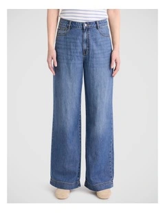 Kinsley Relaxed Wide Leg Jean in Mid Wash