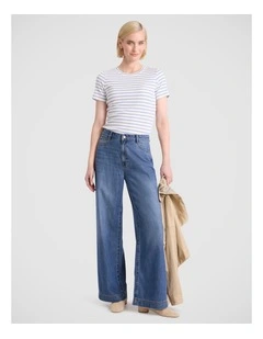 Kinsley Relaxed Wide Leg Jean in Mid Wash